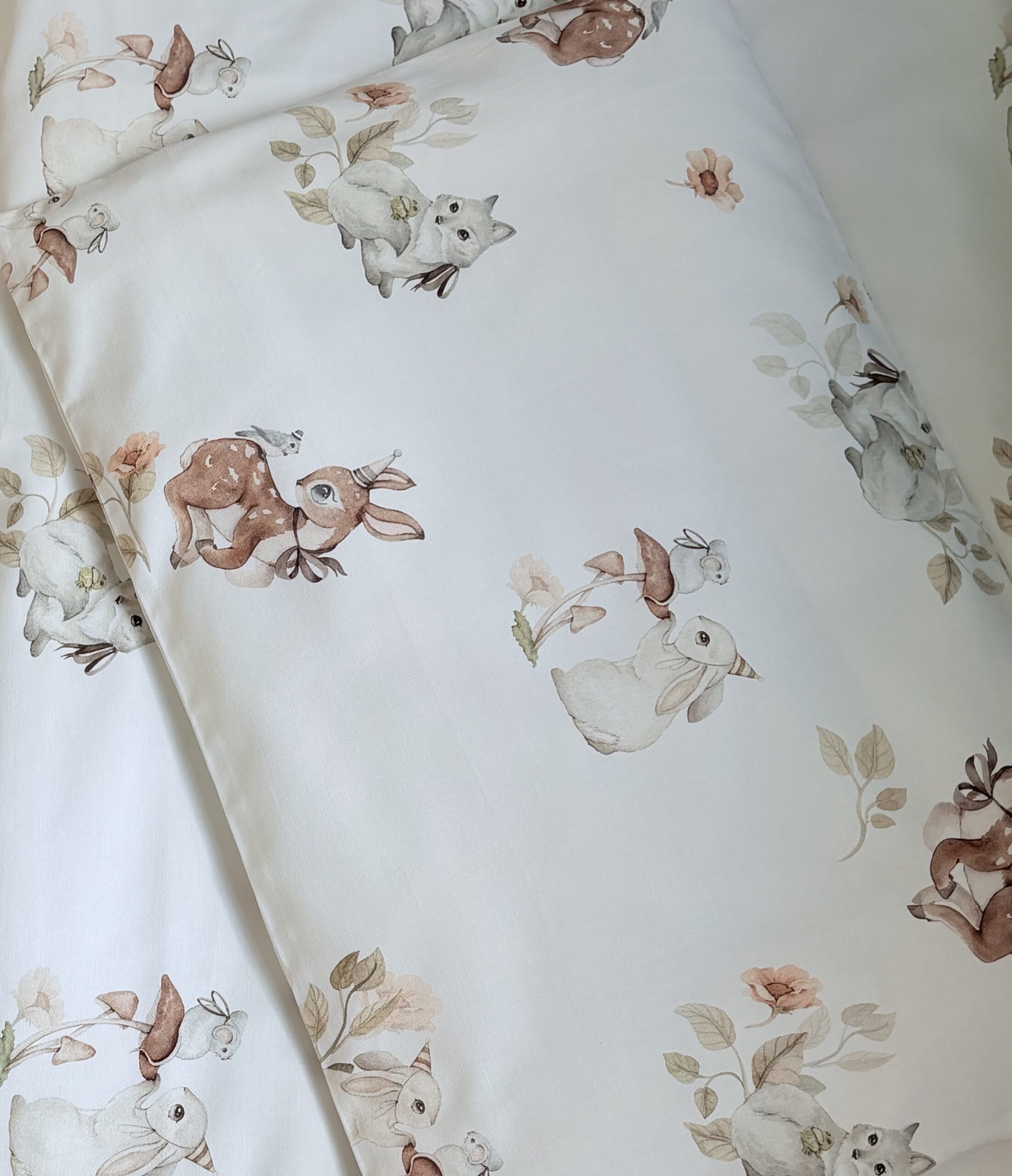 komplet pościeli dziecięcej, bawełnianej zwierzątka leśne na białym tle